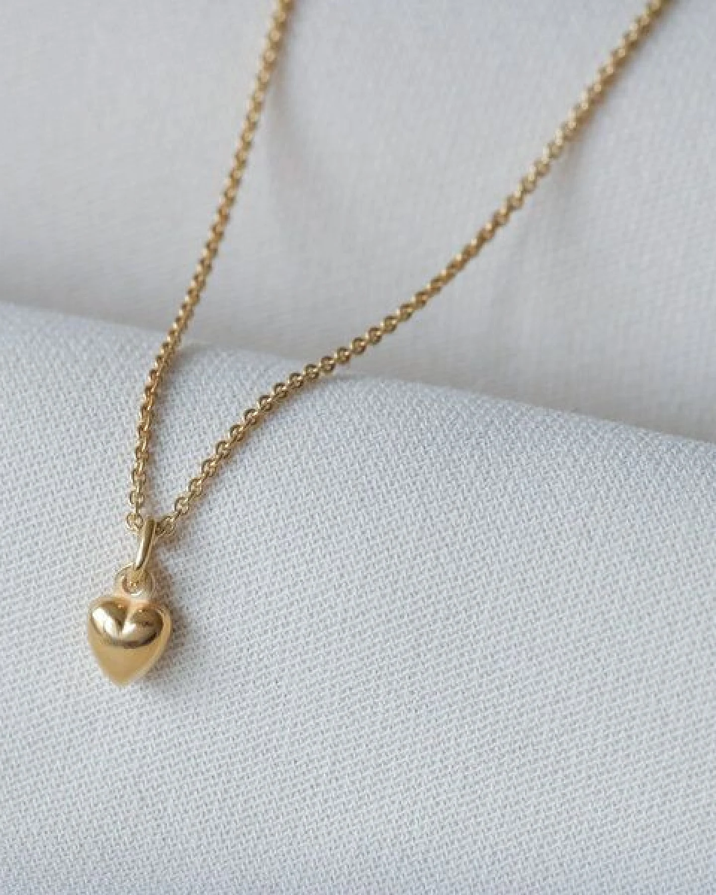 BELLYBIRD Jewellery Halskette - kleines Herz, Anhänger/ 925 Silber vergoldet/ emailliert – Ansicht 3