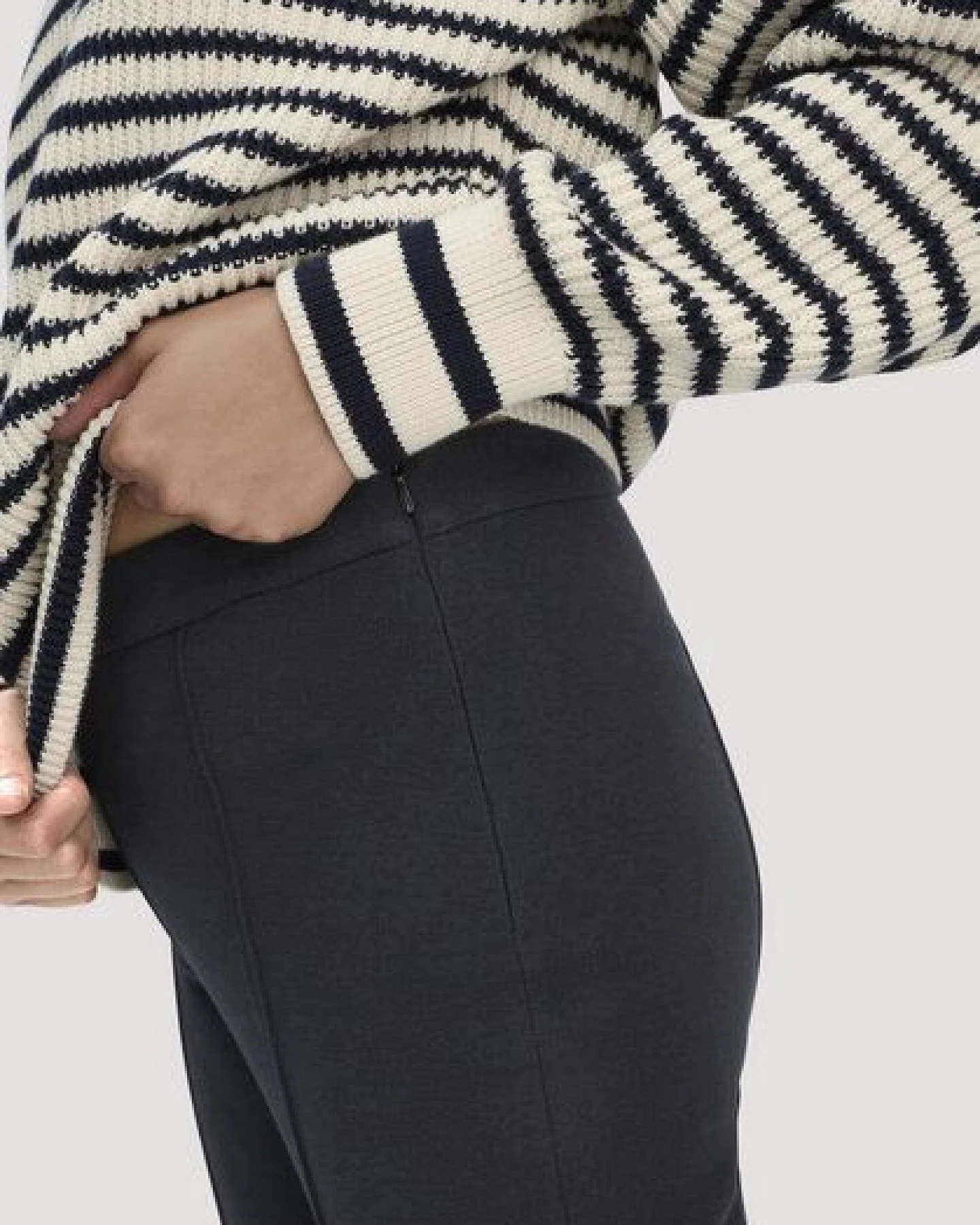 hessnatur Jersey Hose Culotte Slim Leg aus Bio-Baumwolle – Ansicht 2
