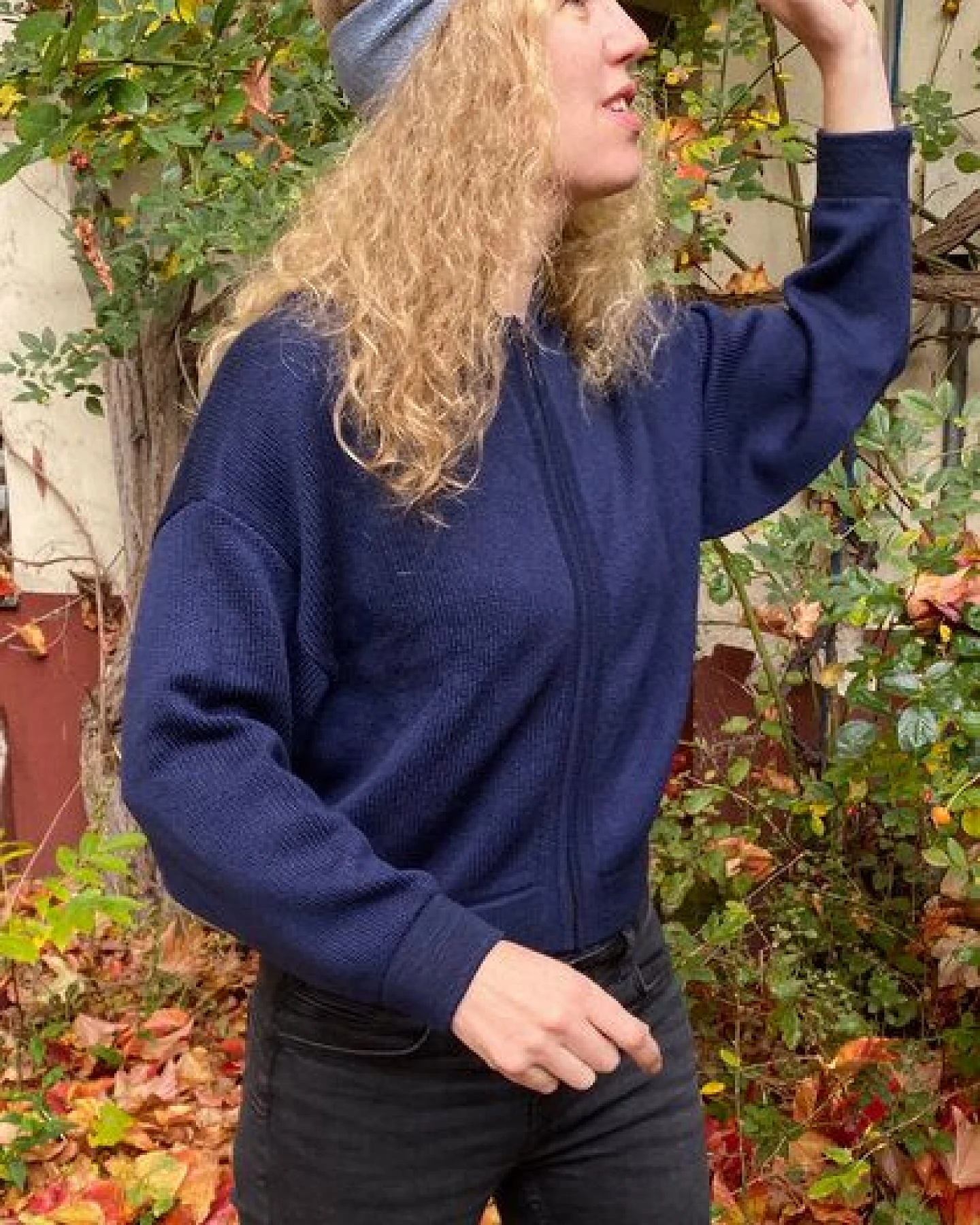 vincente gestrickte Bomberjacke für Frauen – Ansicht 2