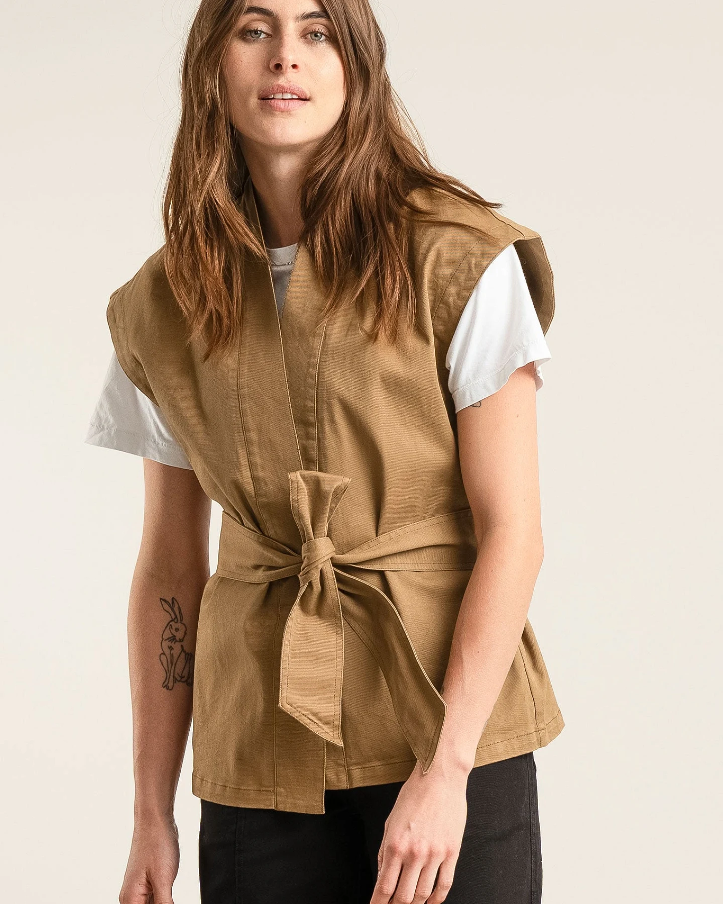 KOMODO Damen vegan Weste Georgie Oliv – Ansicht 2