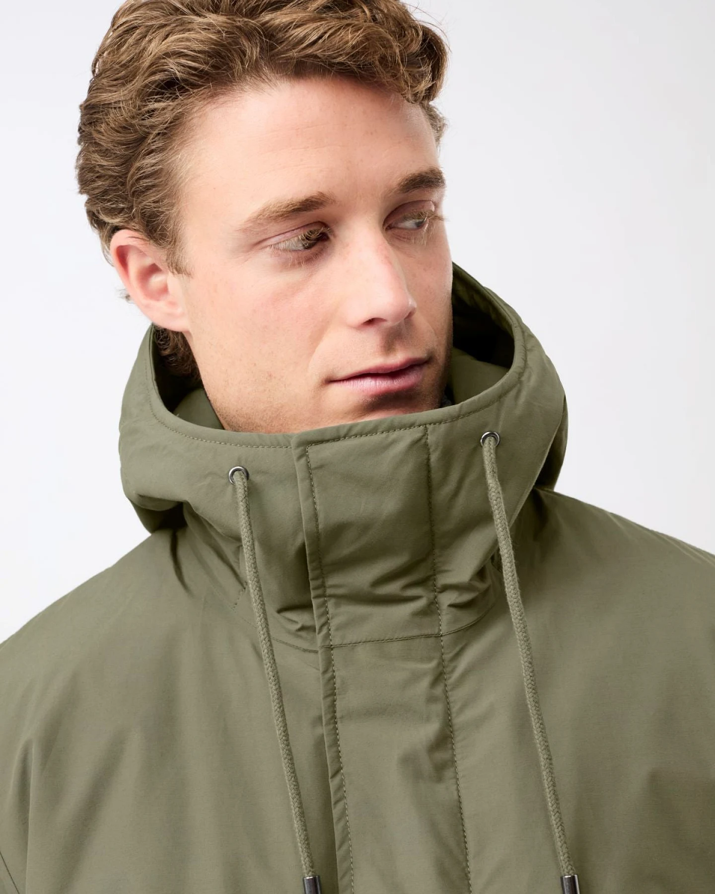LangerChen Herren vegan Langer Wattierter Parka Funktionale Merkmale – Sencha-Grün – Ansicht 2