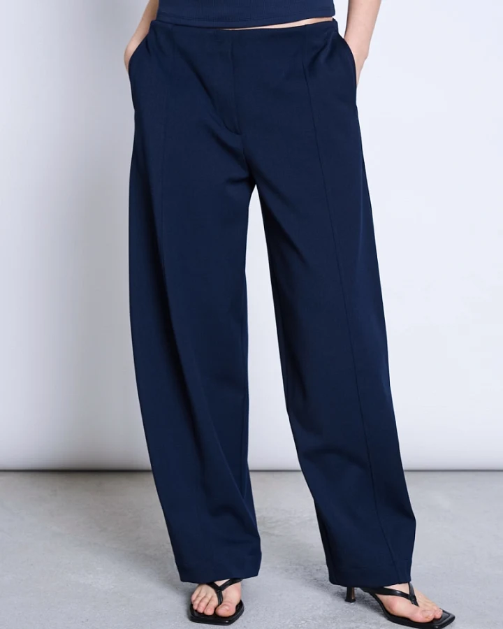 JAN N JUNE Damen vegan Hose Barrel Leg Juny Nightfall