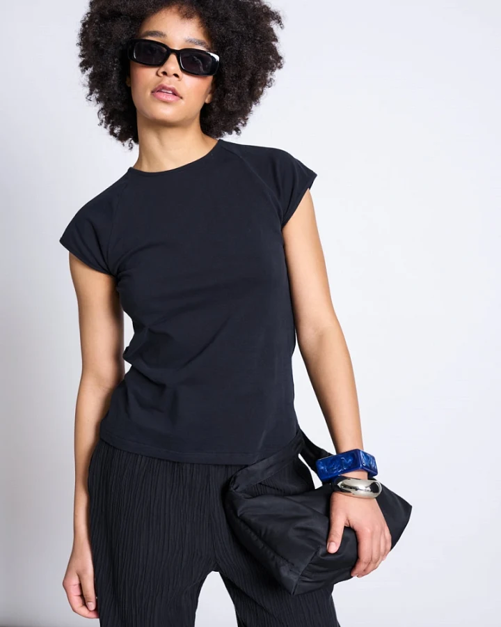 JAN N JUNE Damen vegan T-Shirt Raglan Tami Schwarz