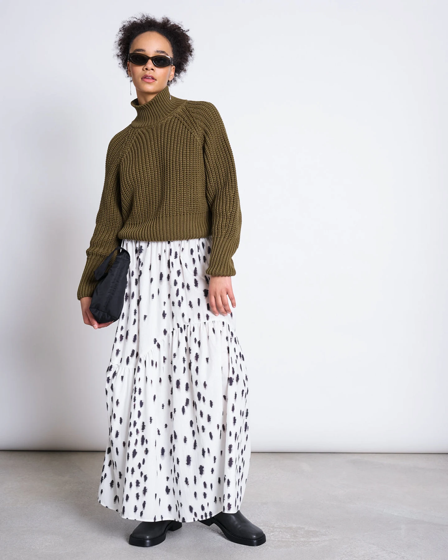 JAN N JUNE Damen vegan Pullover Ola Woody Olive – Ansicht 2