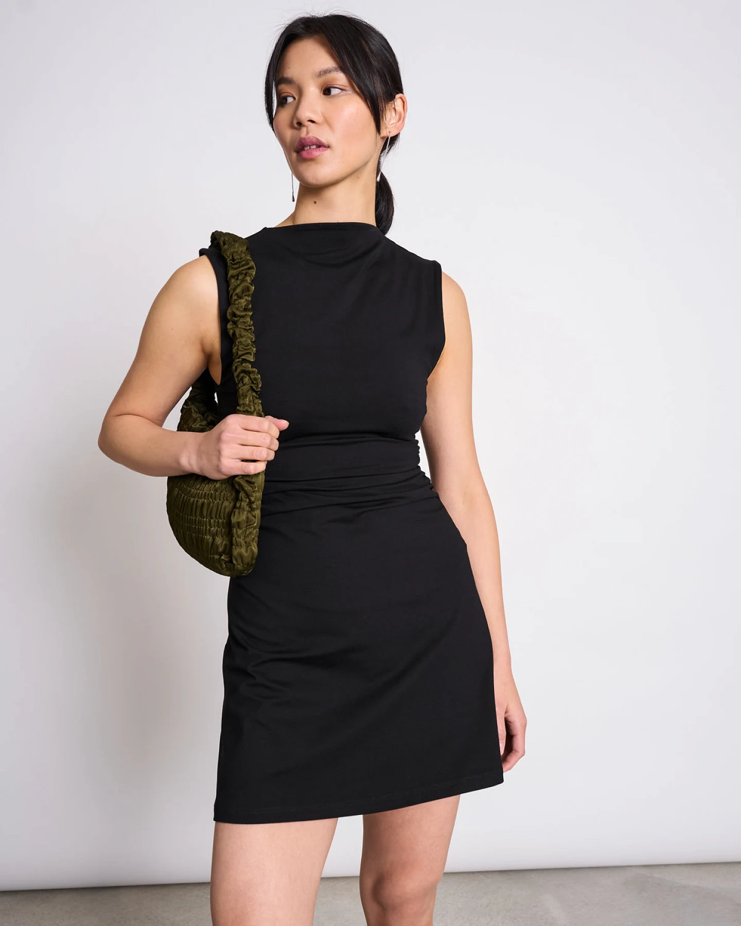 JAN N JUNE Damen vegan Mini-Kleid Mit Rüschen Marva Schwarz – Ansicht 2
