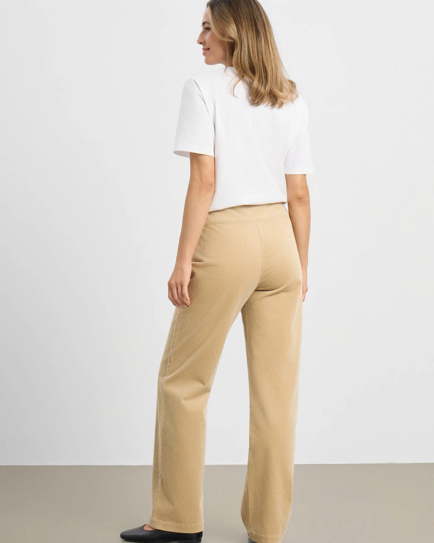 LAURIE Damen vegan Hose Thea Straight Cord Cafe Latte – Ansicht 2