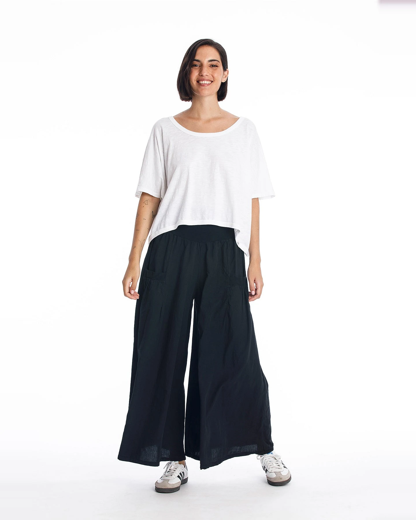 RAVENS VIEW IBIZA Damen vegan Top Square Weiß – Ansicht 2