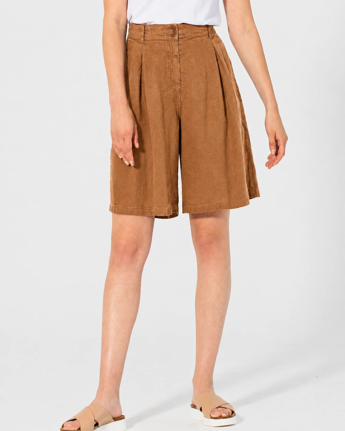 Hempage Damen vegan Plissee Shorts In Der Farbe Almond – Ansicht 2