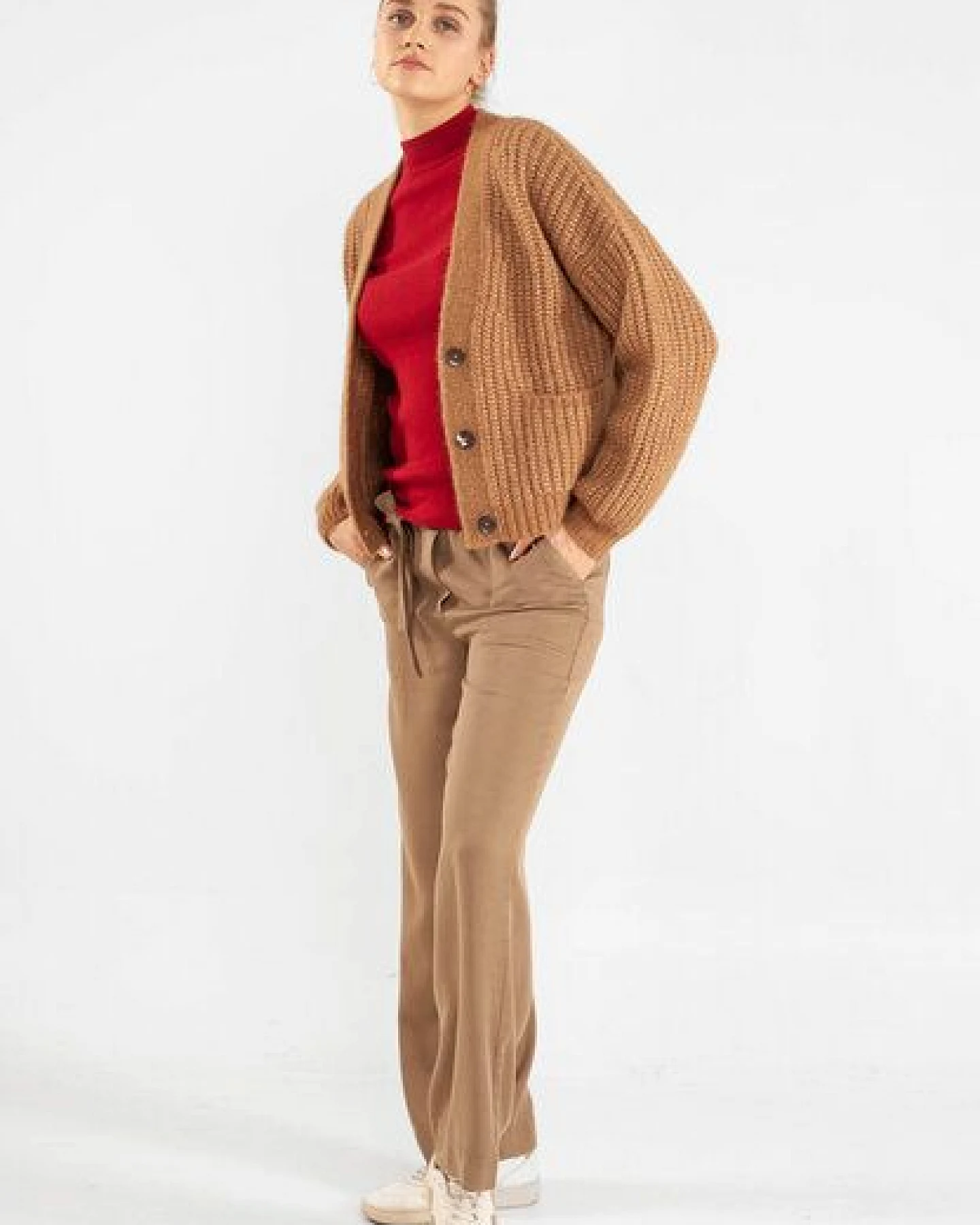 Alma & Lovis Cardigan im Grandpa-Style mit Alpaka – Ansicht 2