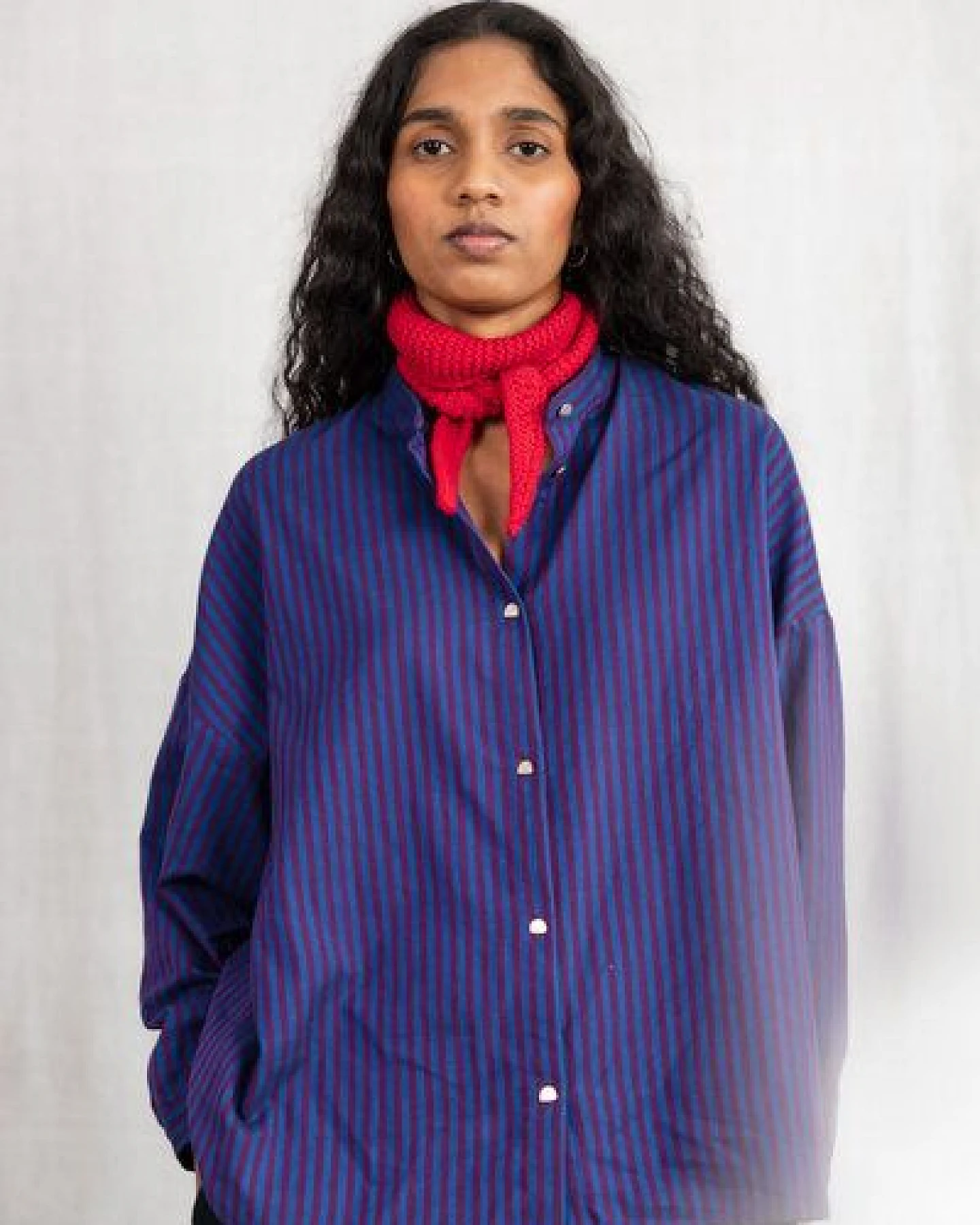 Jyoti - Fair Works Baumwoll Bluse Hawali – Ansicht 2