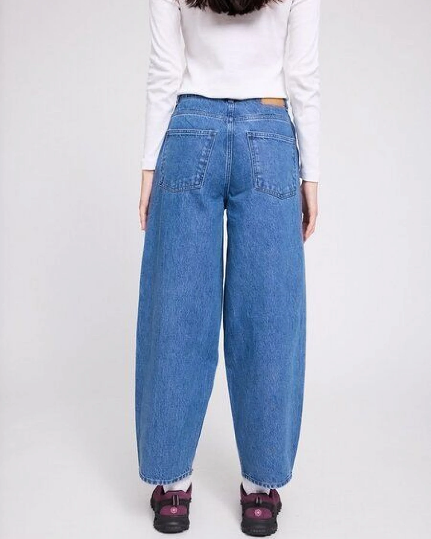 Mazine Damen Jeans im Barrel-Style aus 100% Bio-Baumwolle – Ansicht 2