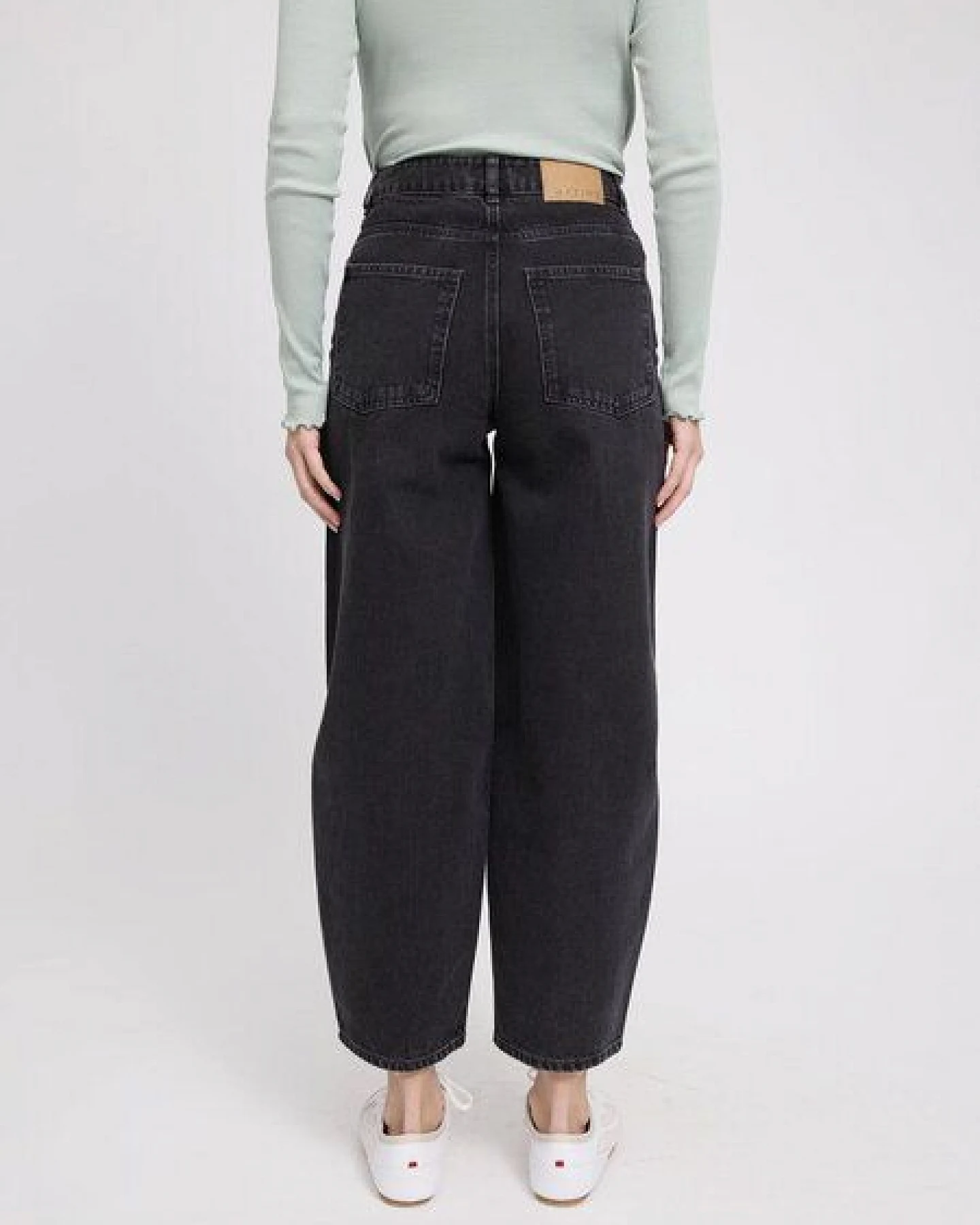 Mazine Damen Jeans im Barrel-Style aus 100% Bio-Baumwolle – Ansicht 2