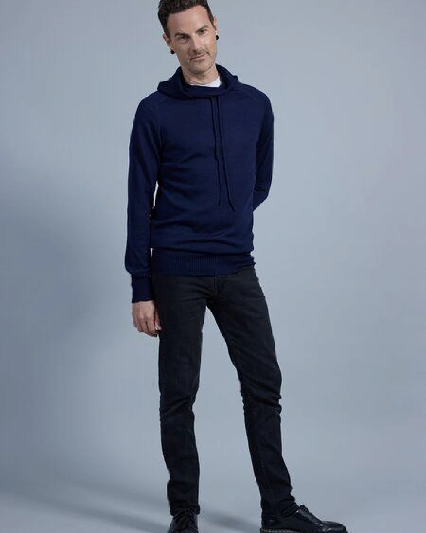 Susan's Fashion Hoodie Charlie für Männer aus Biomerinowolle – Ansicht 2