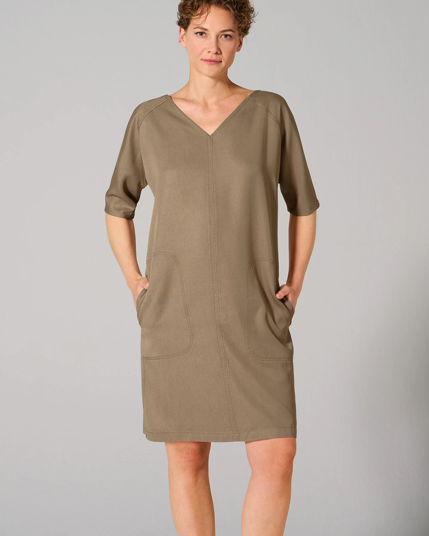 Hempage Damen vegan Kleid Mit V-Ausschnitt Shitake Beige – Ansicht 2