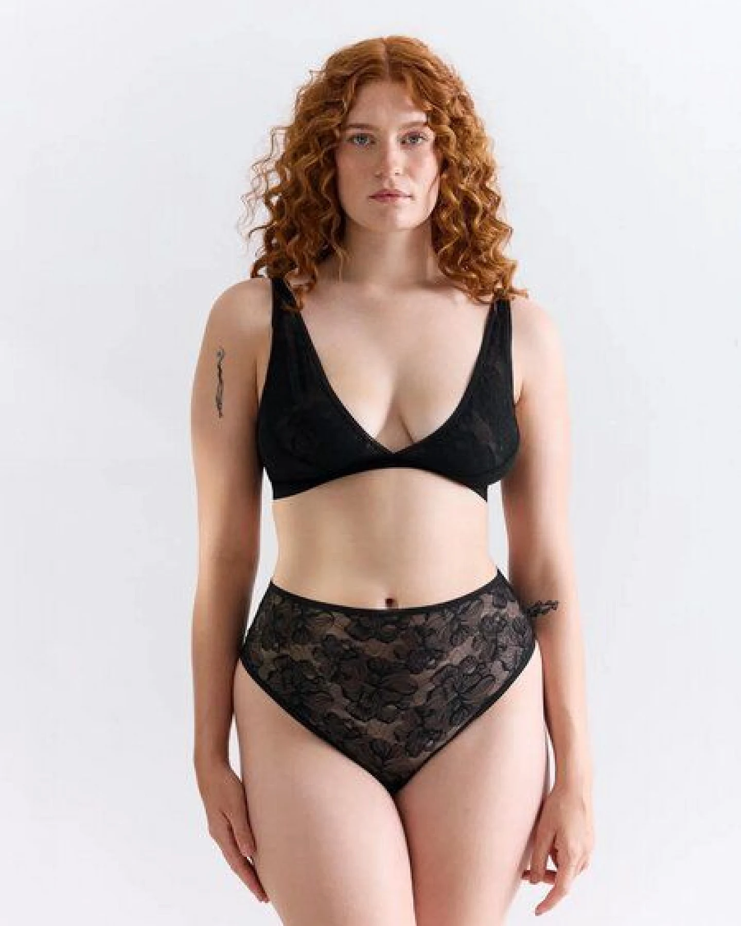 erlich textil Sleek Lace Plunge BH aus Spitze, hergestellt in der Türkei – Ansicht 4