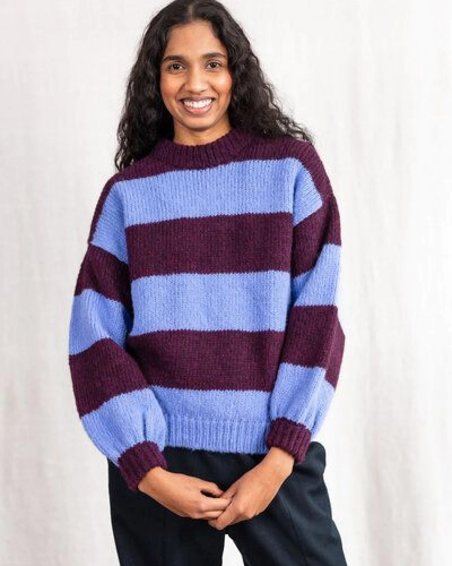 Jyoti - Fair Works Baby-Alpaka Strickpullover Lupuna – Ansicht 2
