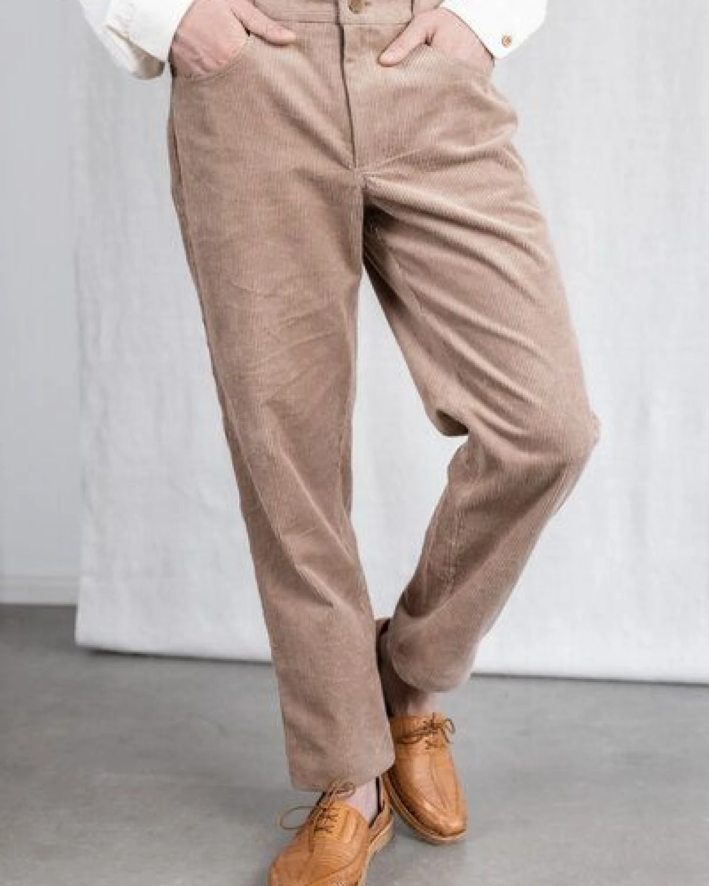 Jyoti - Fair Works Baumwollcord Hose Prakrit – Ansicht 2