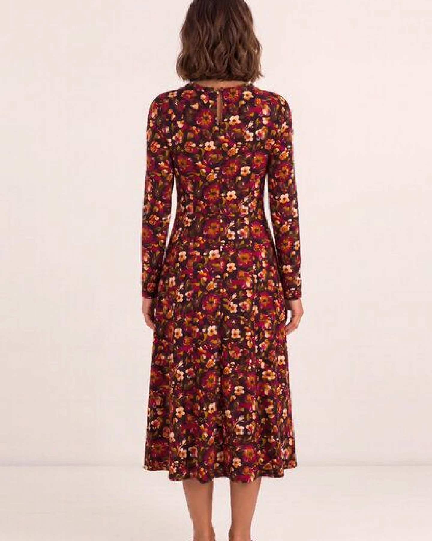 LANA Organic Midikleid aus Bio Baumwolle, Modell Avalon – Ansicht 4