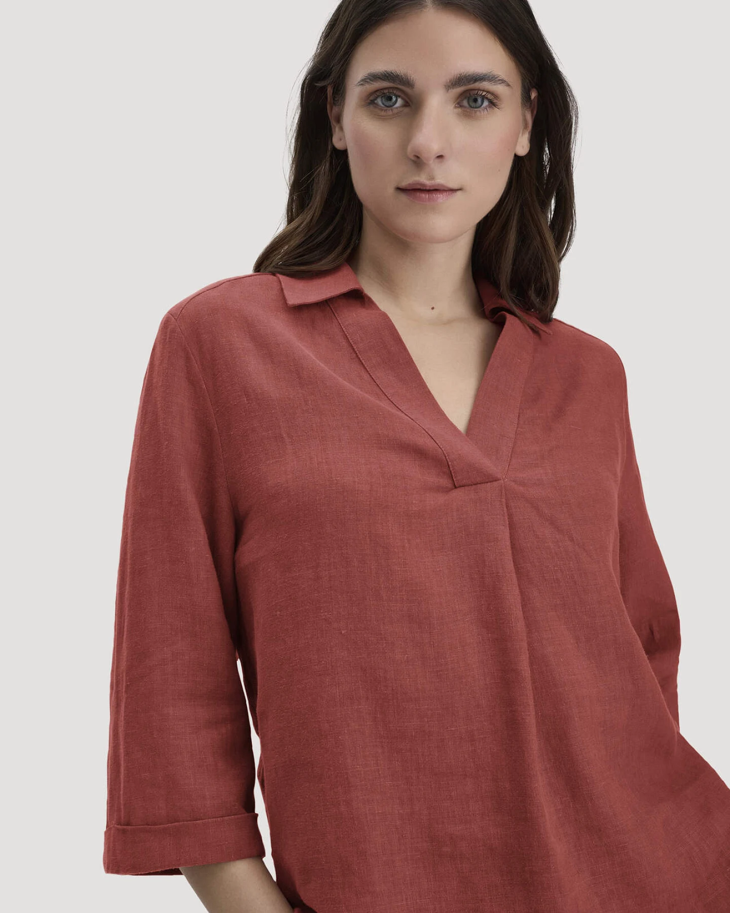 hessnatur Damen Bluse Relaxed aus Leinen - braun - Größe 34 – Ansicht 4