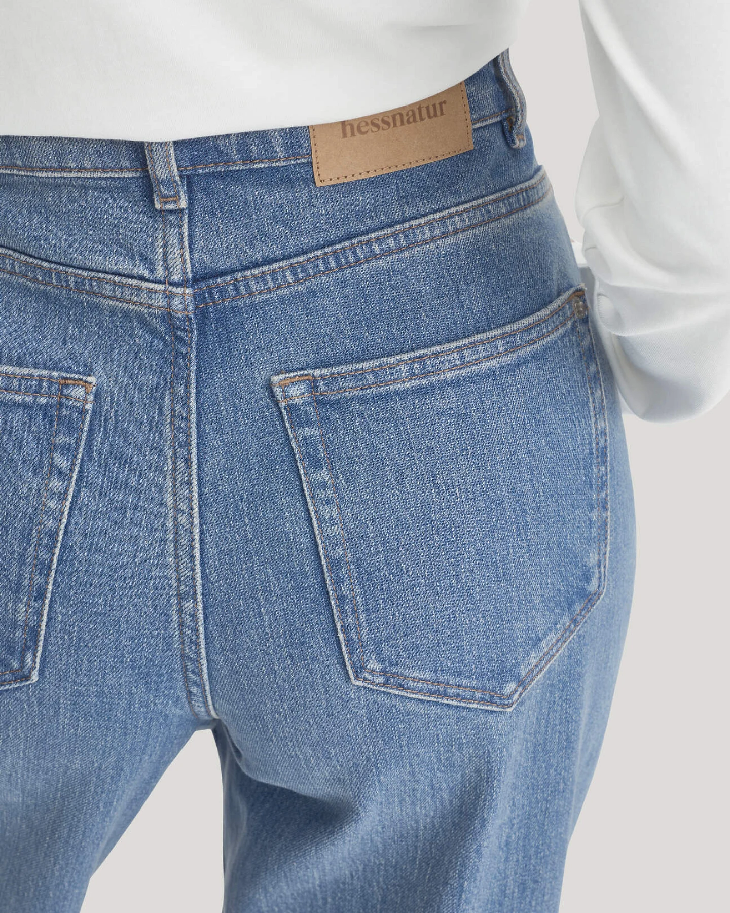 hessnatur Damen Jeans Super Wide Leg aus Bio-Denim - blau - Größe 31 – Ansicht 3