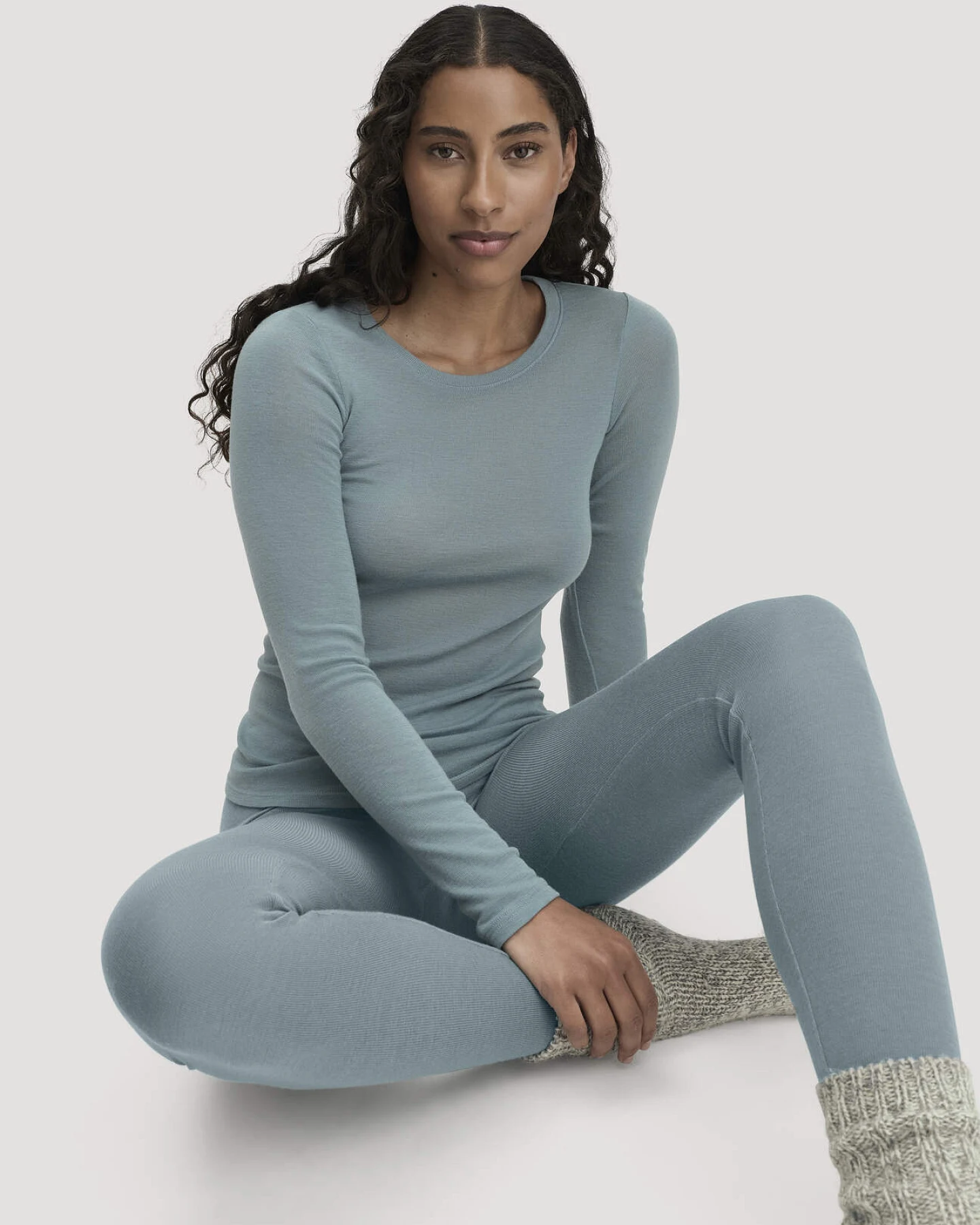 hessnatur Damen Longsleeve PURE FUNCTION aus Bio-Merinowolle mit Seide - blau - Größe 34 – Ansicht 3