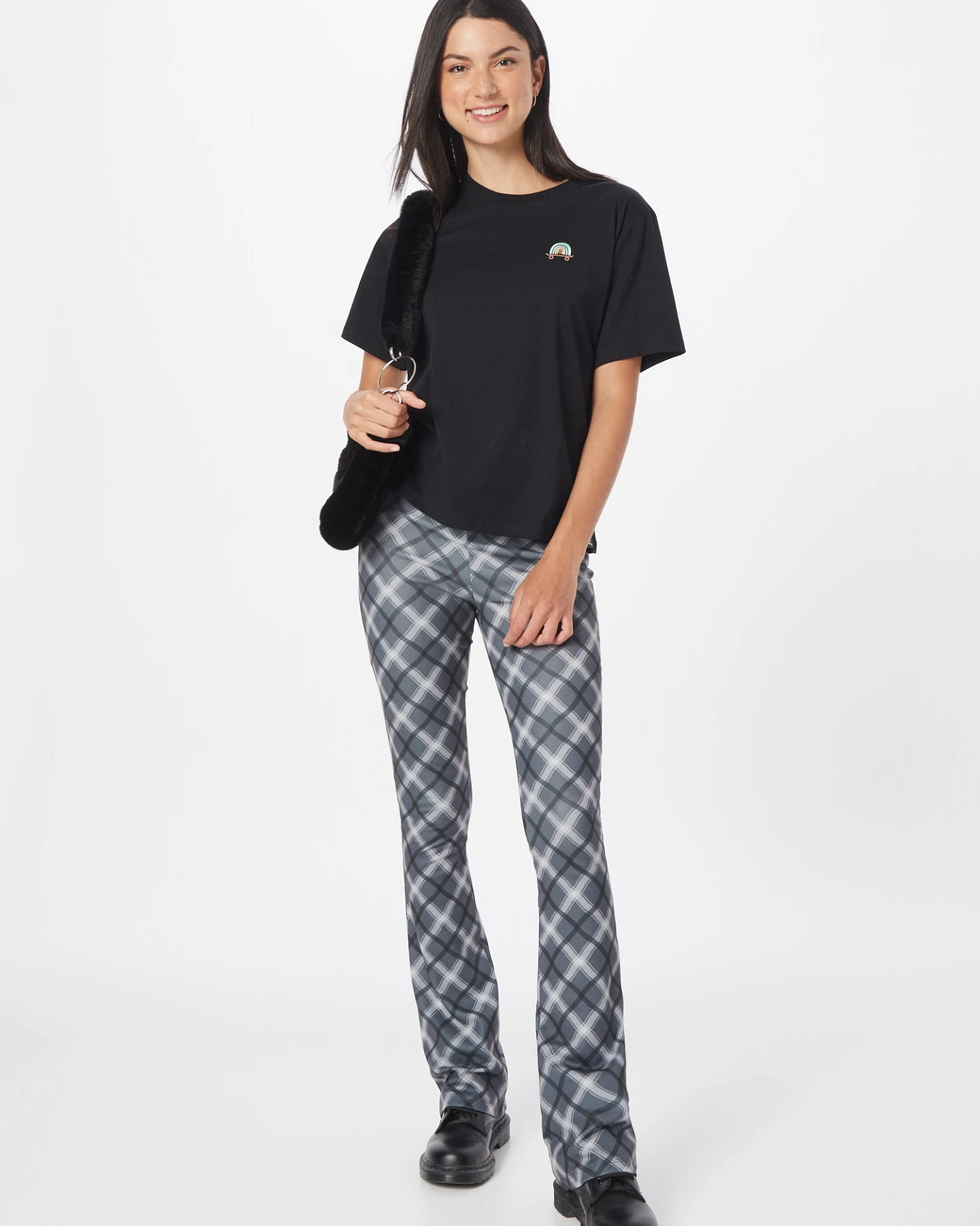 Iriedaily T-Shirt Skate Heart – Ansicht 4