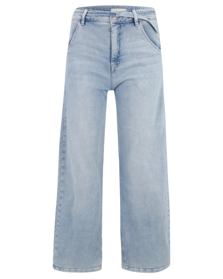 Dawn Jeans Blink