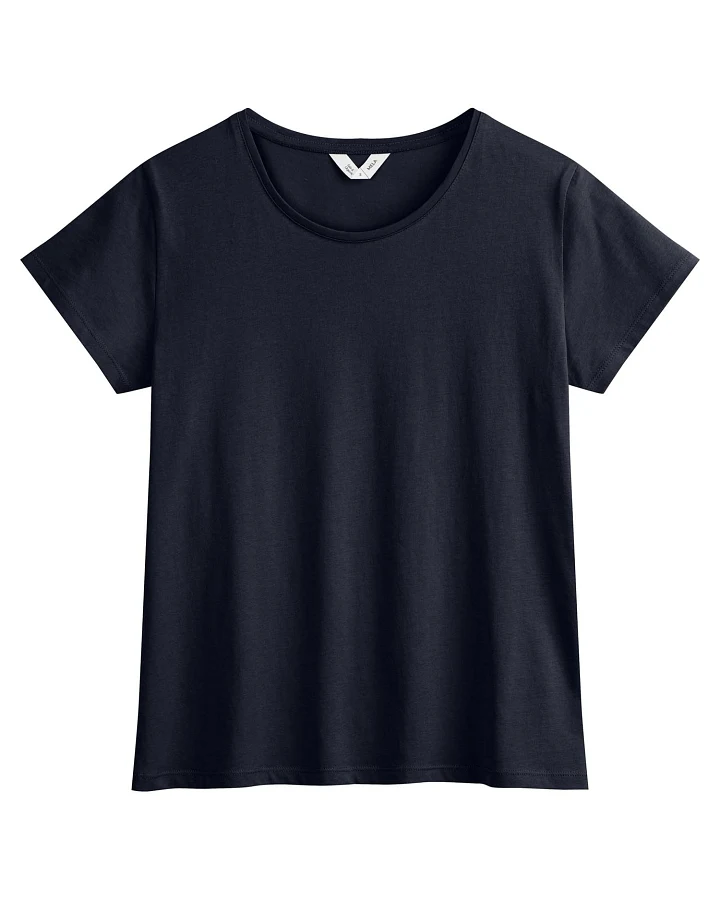 MELA T-Shirt