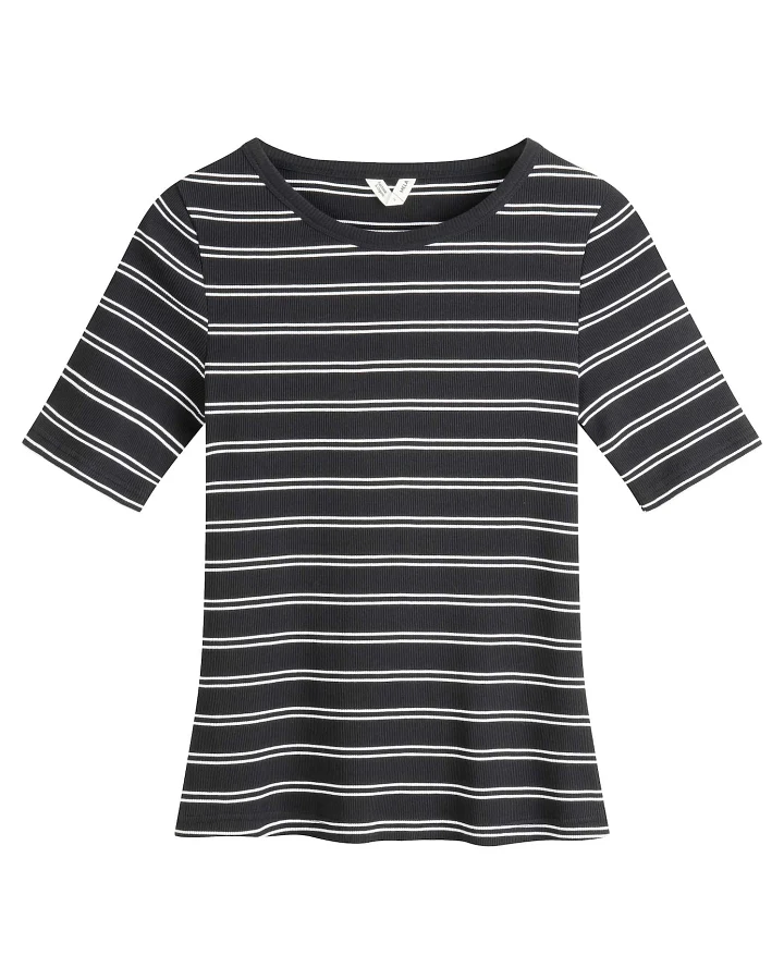 MELA T-Shirt Jasleen