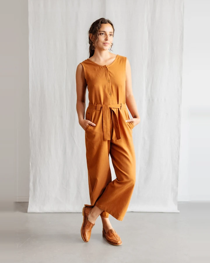Jyoti Fair Works Damen vegan Jumpsuit Daksha Haselnuss