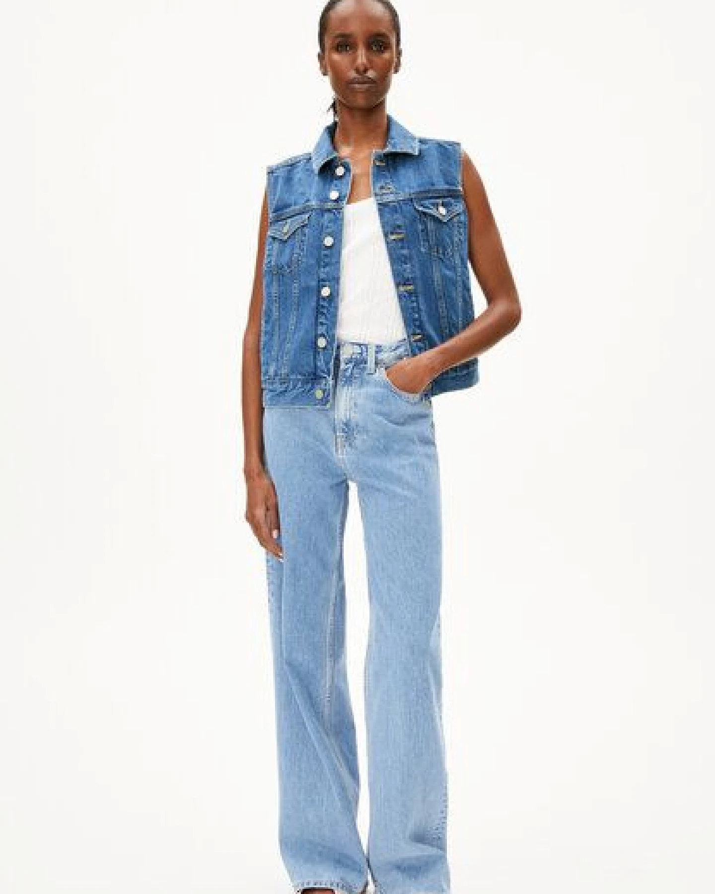 ARMEDANGELS ERSAA Damen Jeansweste aus recycelter Baumwolle – Ansicht 4