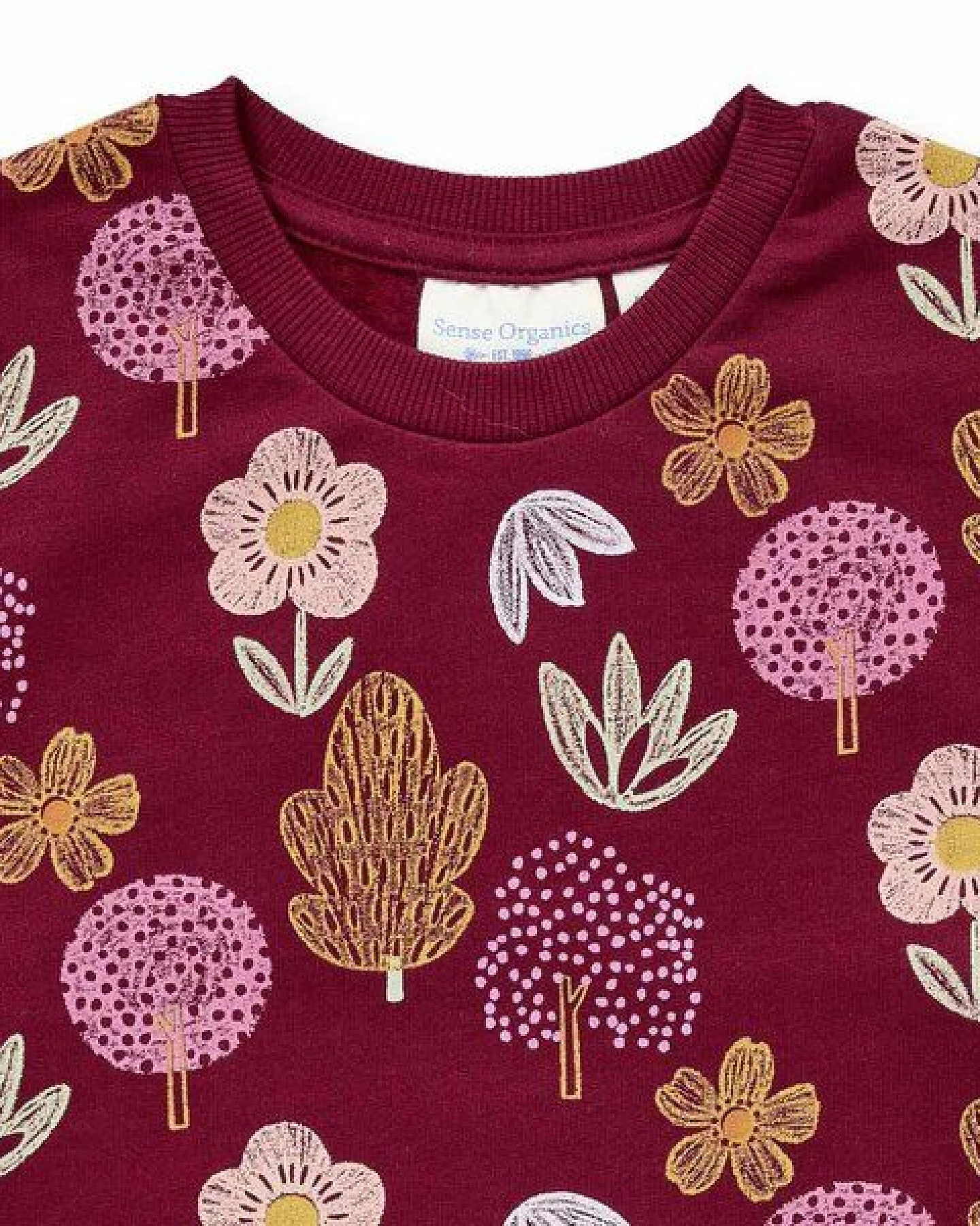 Sense Organics Mädchenkleid mit Blumendruck auf Weinrot, Modell JOLA – Ansicht 3