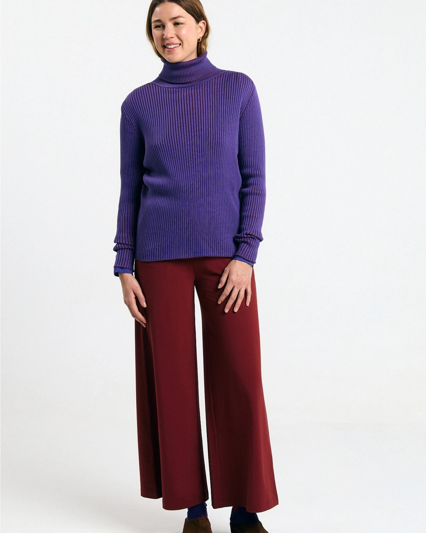 SUITE13LAB Damen vegan Pullover Muge In Königsblau – Ansicht 2
