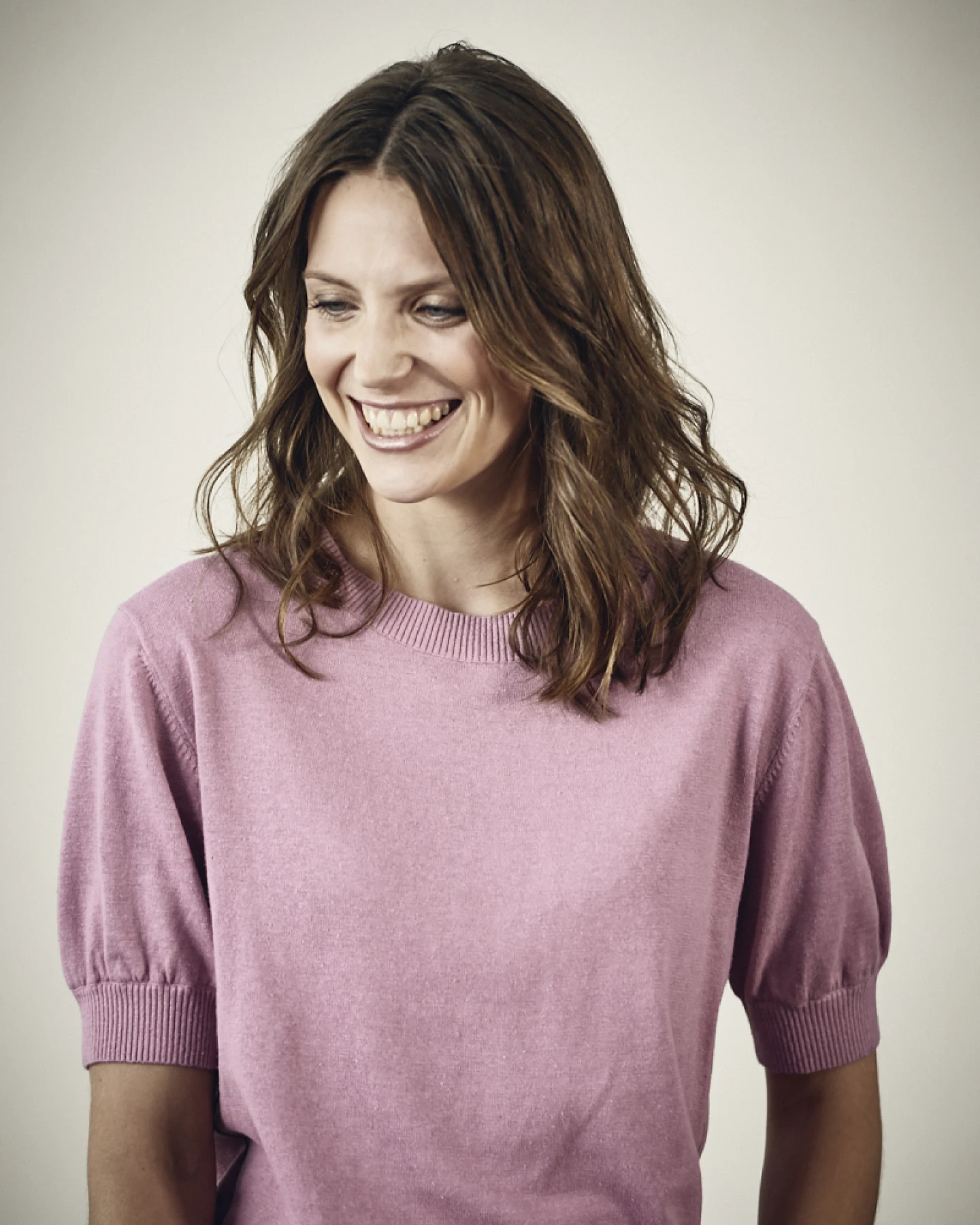 Hempage Damen vegan Kurzarm Strickpulli In Rosé – Ansicht 2