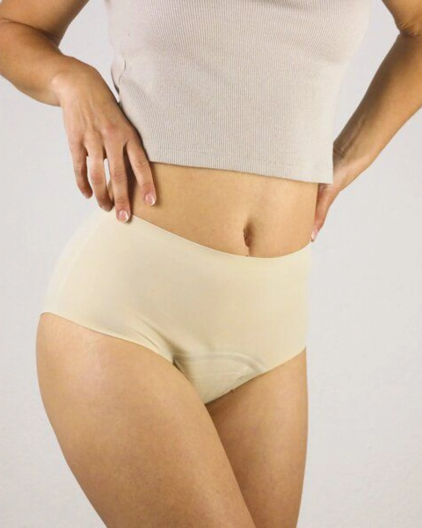 MYLILY Periodenslip - High Waist Seamless Beige - aus Baumwolle – Ansicht 3