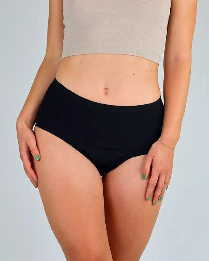 MYLILY Periodenslip - High Waist Seamless Schwarz - mit Bio-Baumwolle ohne Biozide