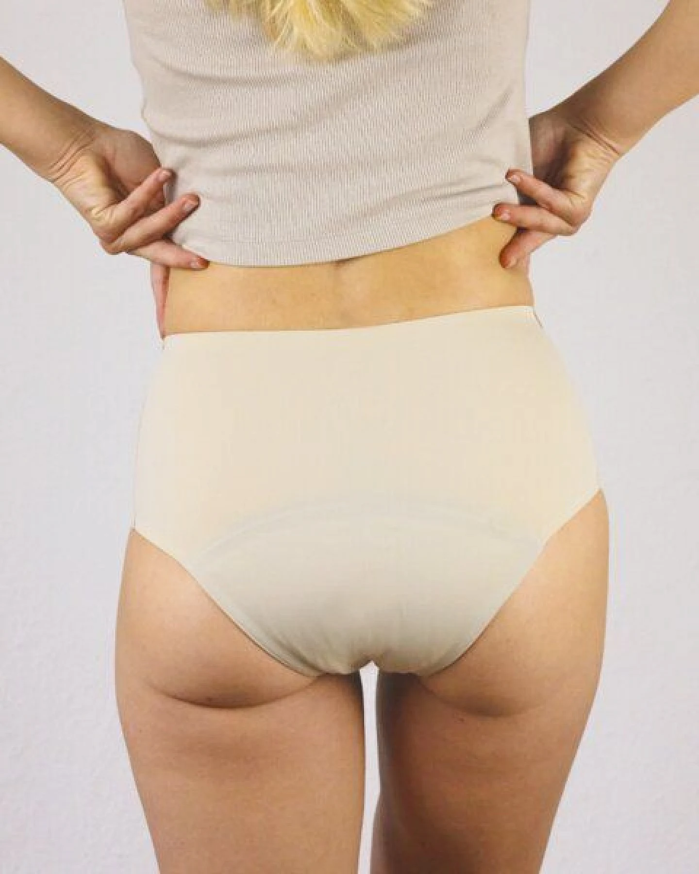 MYLILY Periodenslip - High Waist Seamless Beige - aus Baumwolle – Ansicht 2