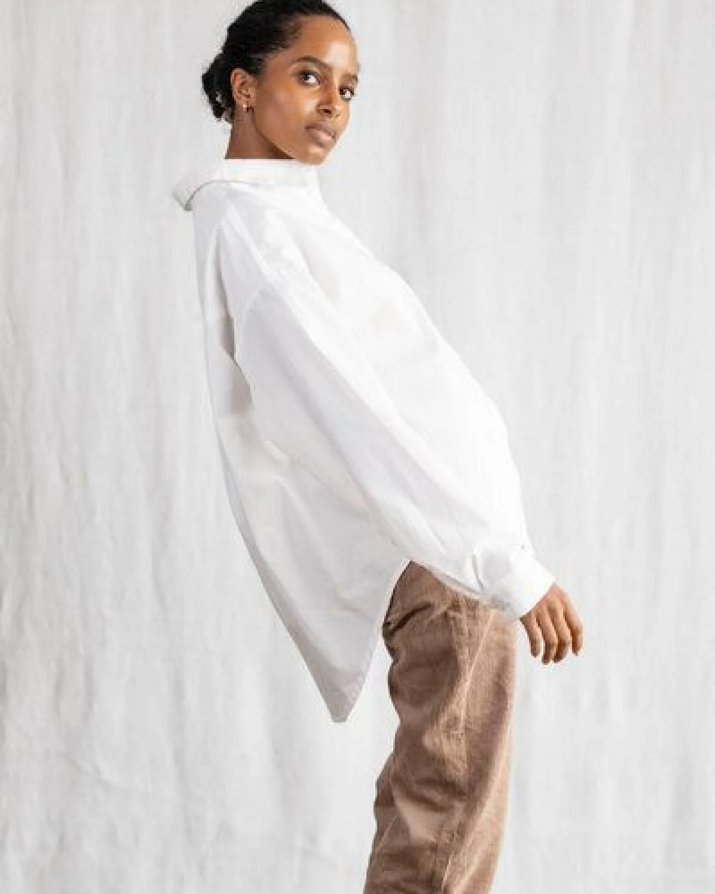 Jyoti - Fair Works Baumwoll Bluse Pahaad – Ansicht 3