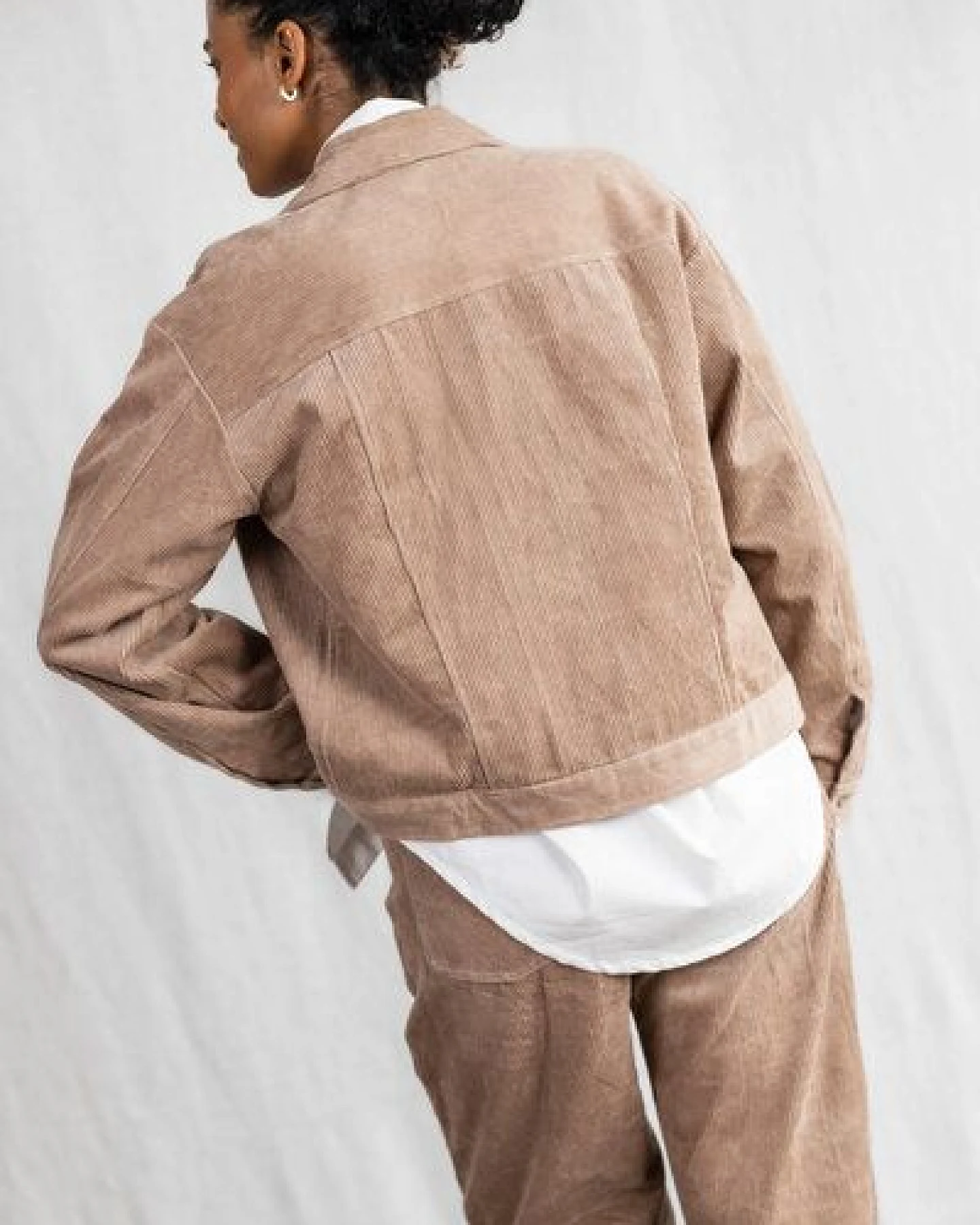 Jyoti - Fair Works Baumwollcord Jacke Nariyal – Ansicht 3