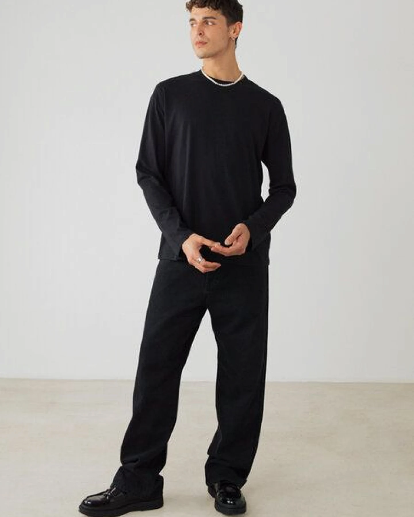 Honest Basics OG Langarmshirt aus Bio- und recycelter Baumwolle – Ansicht 4