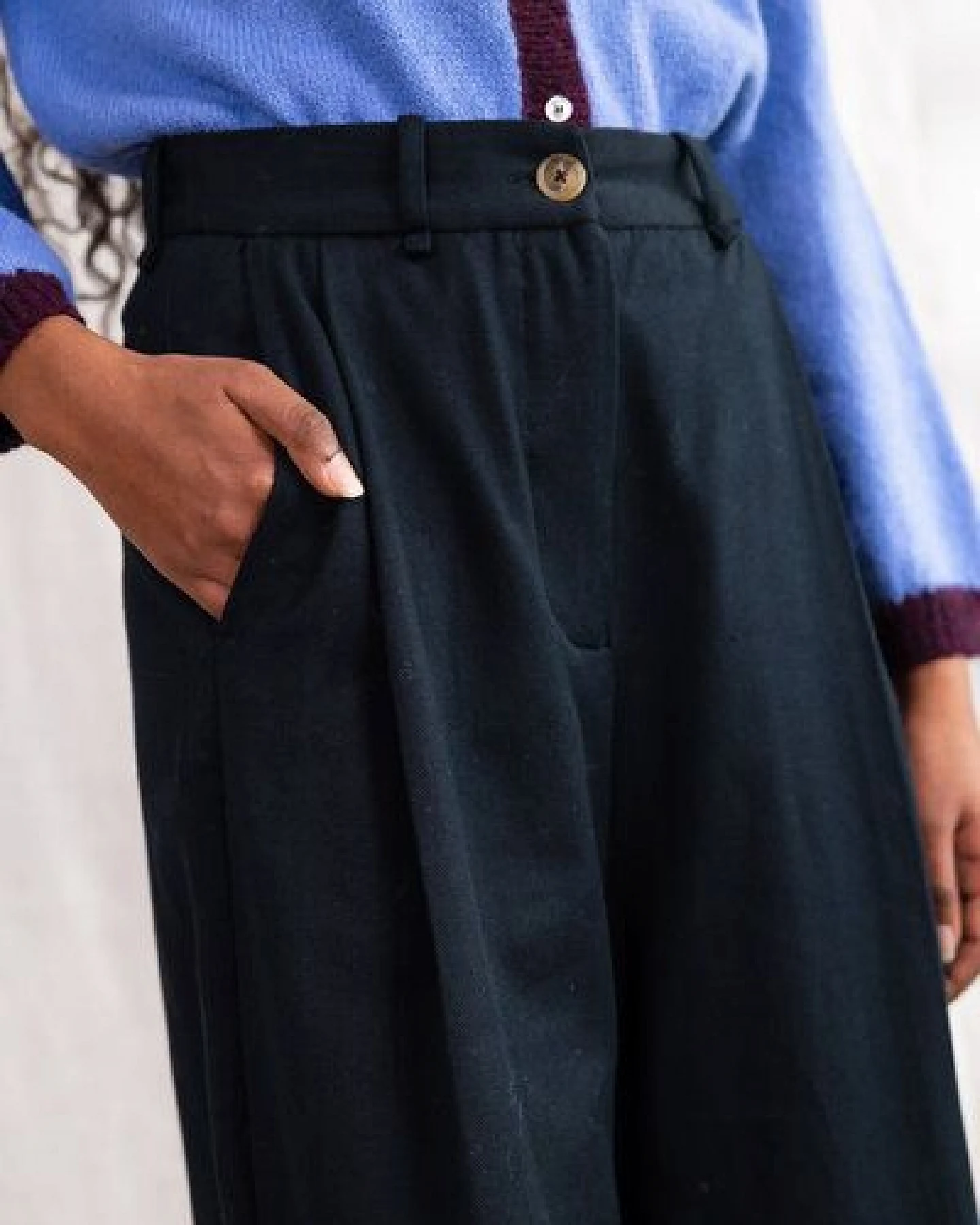 Jyoti - Fair Works Baumwoll Hose Anaar – Ansicht 4
