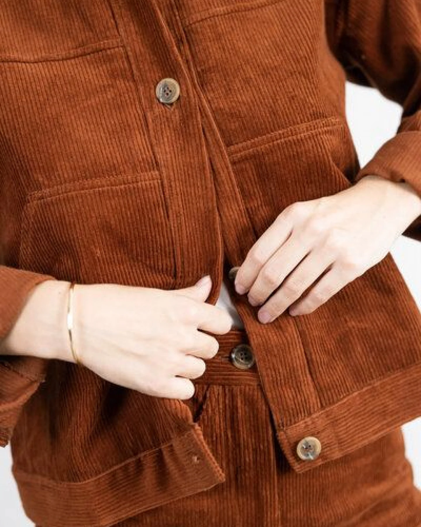 Jyoti - Fair Works Baumwollcord Jacke Nariyal – Ansicht 4