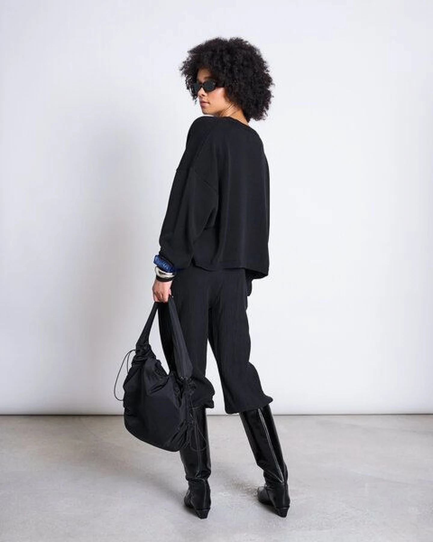 JAN N JUNE Oversized Strickjacke ZEA mit Bindeband GOTS – Ansicht 4
