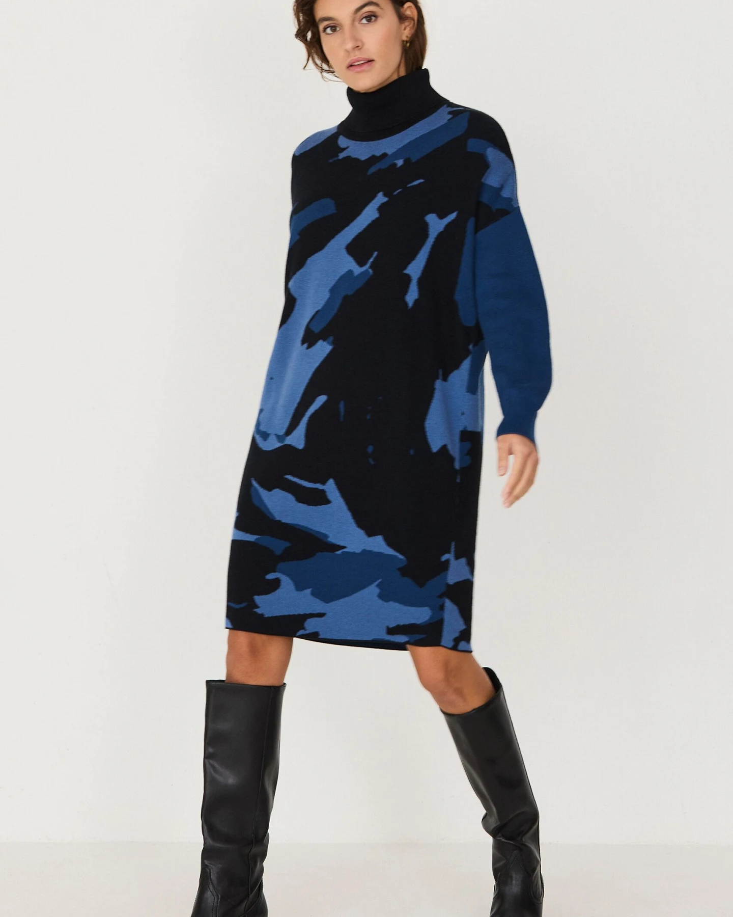 SKFK Damen vegan Kleid Haira Mit Trichterkragen Mehrfarbig – Ansicht 2