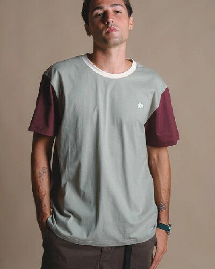 Trendsplant Color Block T-Shirt Iron Veil