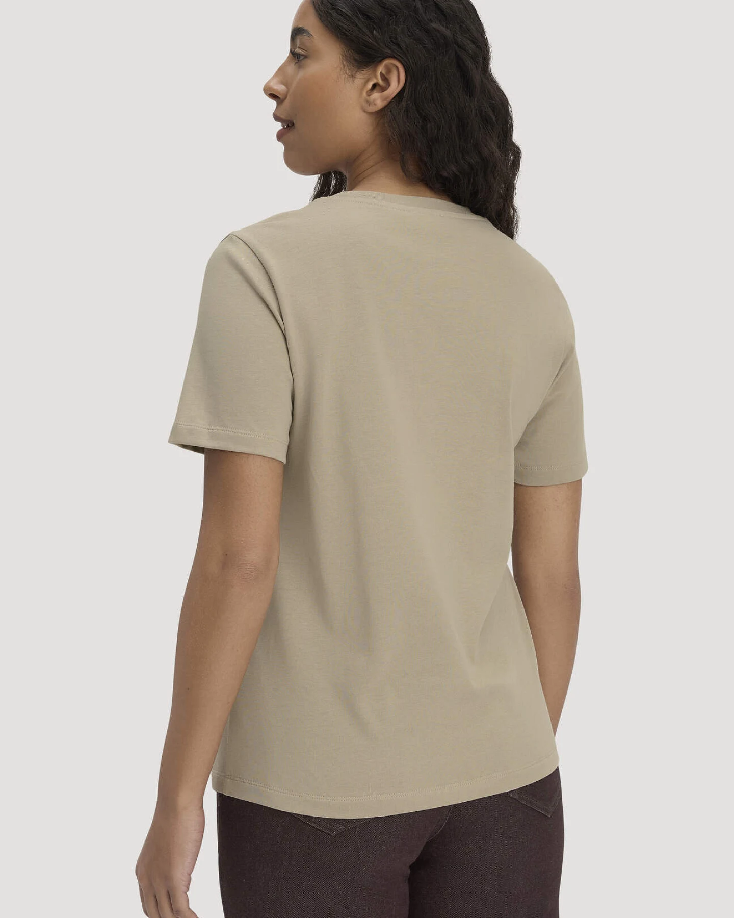 hessnatur Damen Heavy T-Shirt Relaxed aus Bio-Baumwolle - beige - Größe 36 – Ansicht 3