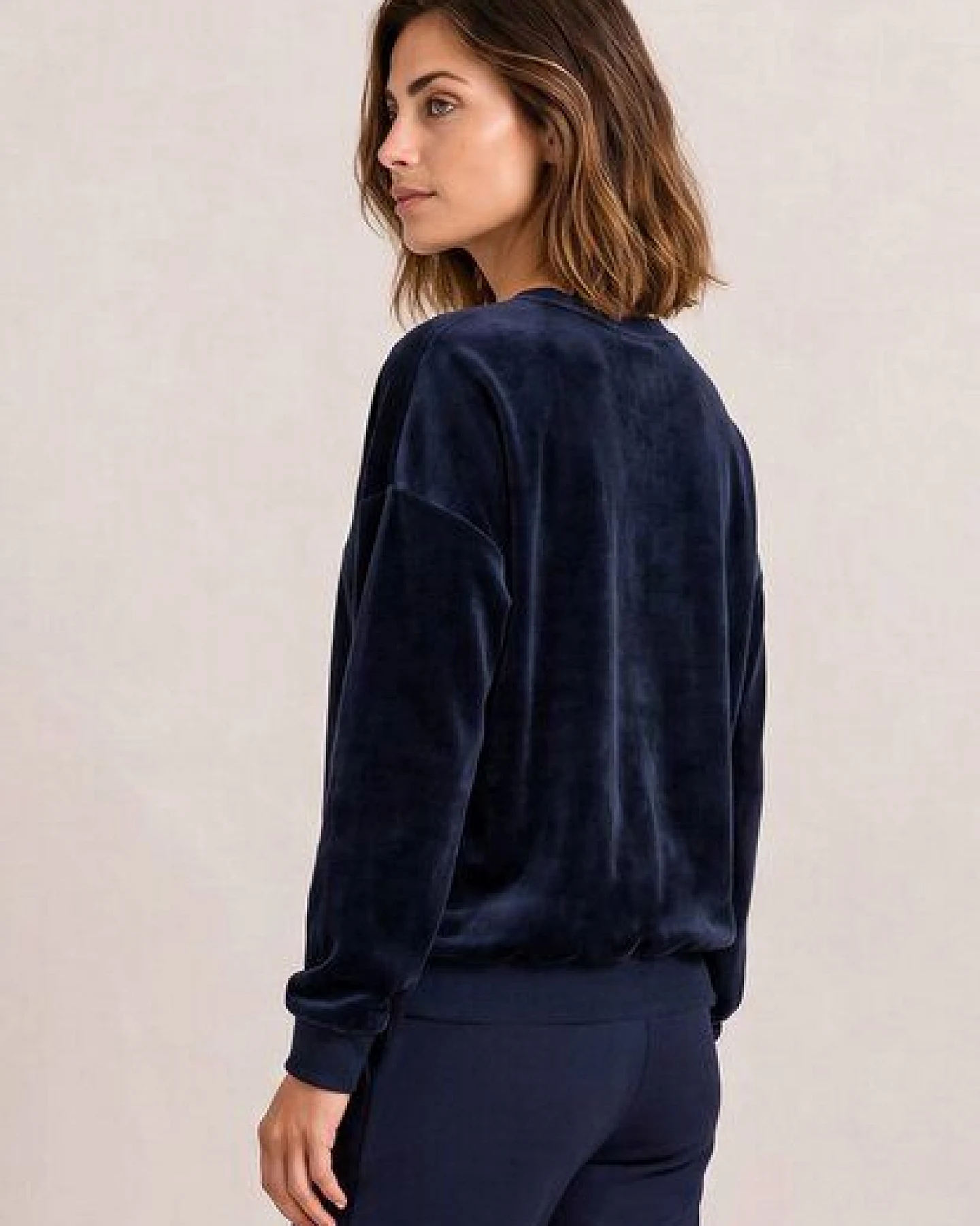 LANA Organic Samtig weicher Pullover, Modell Tess – Ansicht 4