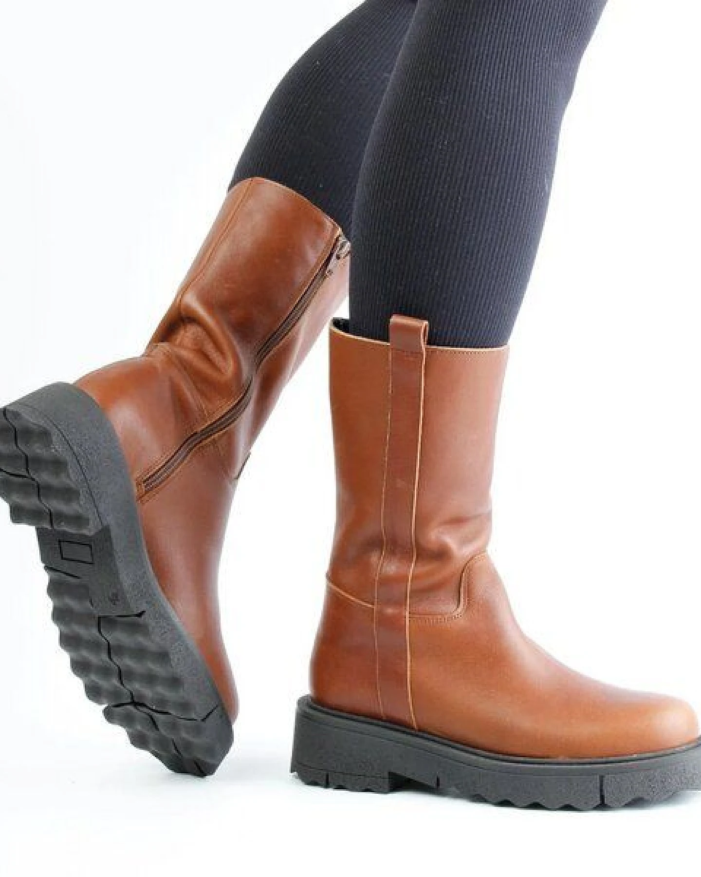 Grand Step Shoes Maxi Boots aus pflanzlich gegerbtem Leder – Ansicht 3