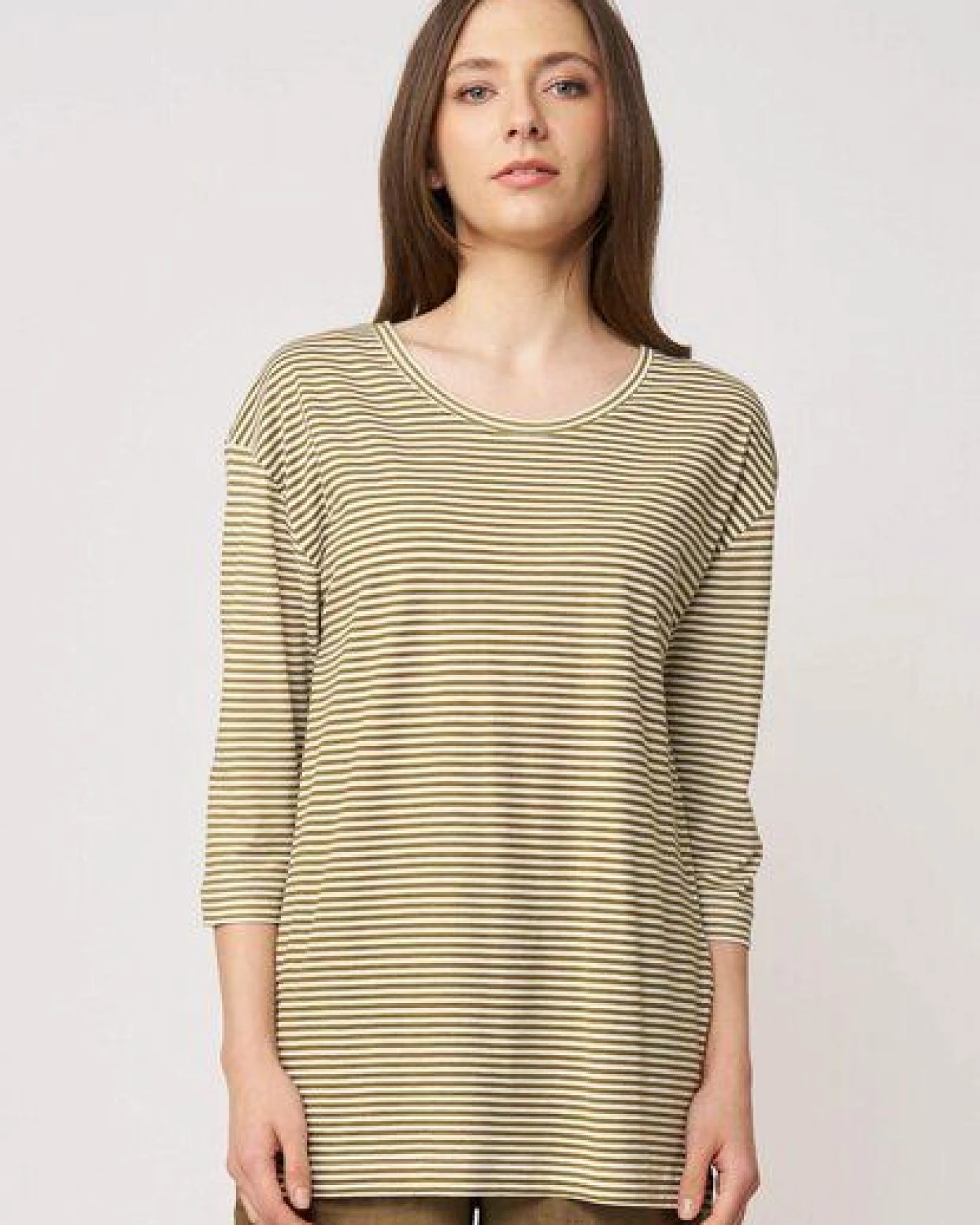 LANA Organic Longshirt, Modell Lia – Ansicht 2