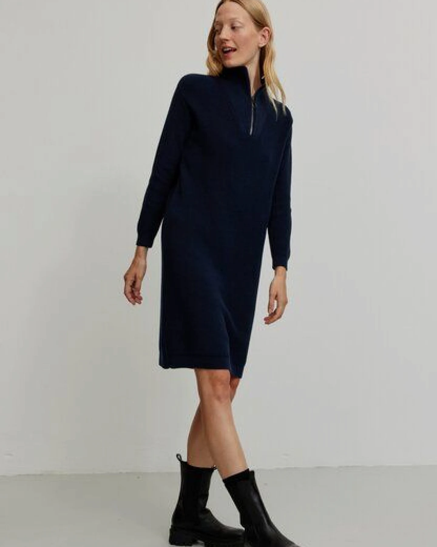 Damen Strickkleid aus Baumwolle - STELLERA - recolution – Ansicht 4